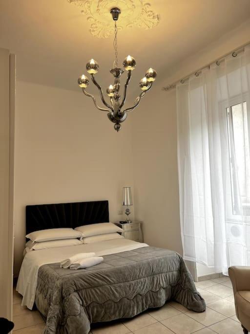 Hotel Virginia Apartaments - Stazione Termini ローマ エクステリア 写真